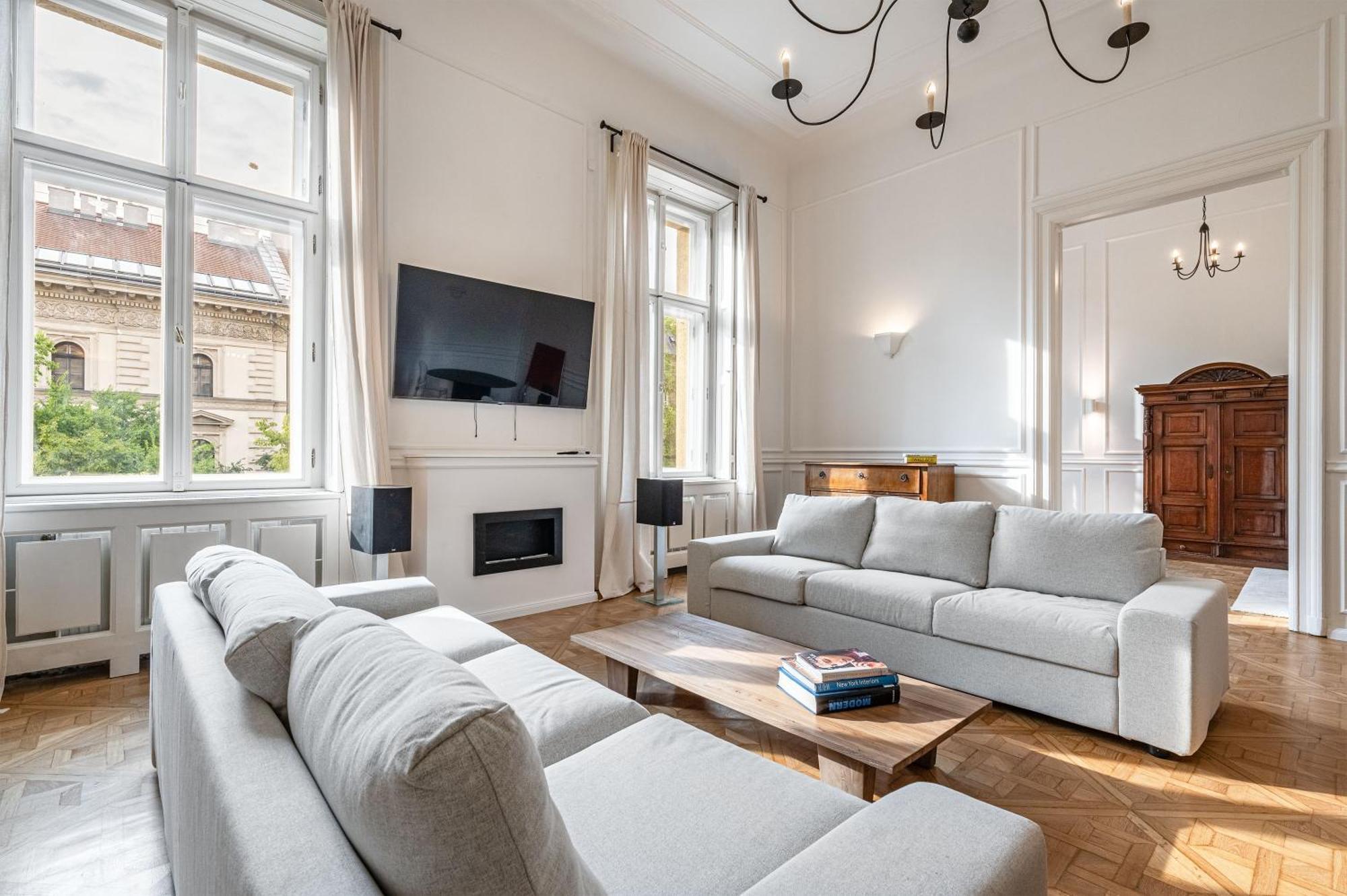 Andrassy 28, Next To Opera, Parking Apartment Budapest Exterior photo